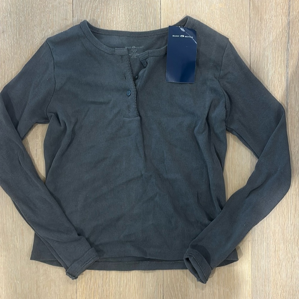 COPY - NWT Brandy Melville long sleeve